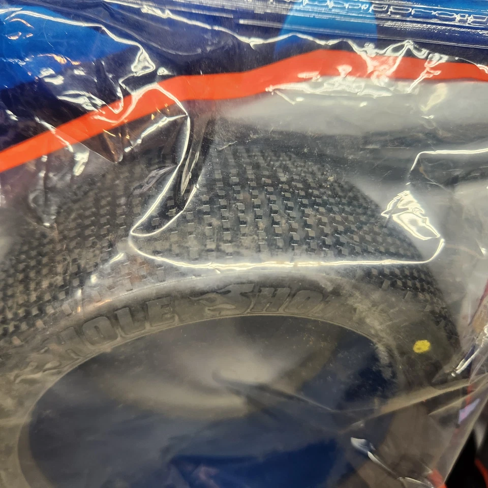 Pro Line 9033-01 Hole Shot VTR M2 4.0" 1/8 Truggy Tires w/ Foam - Image 4 of 4