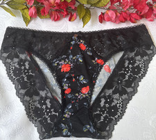 VICTORIA'S SECRET L BODY BY VICTORIA BLACK FLORAL SILKY LACE BIKINI PANTIES NWT