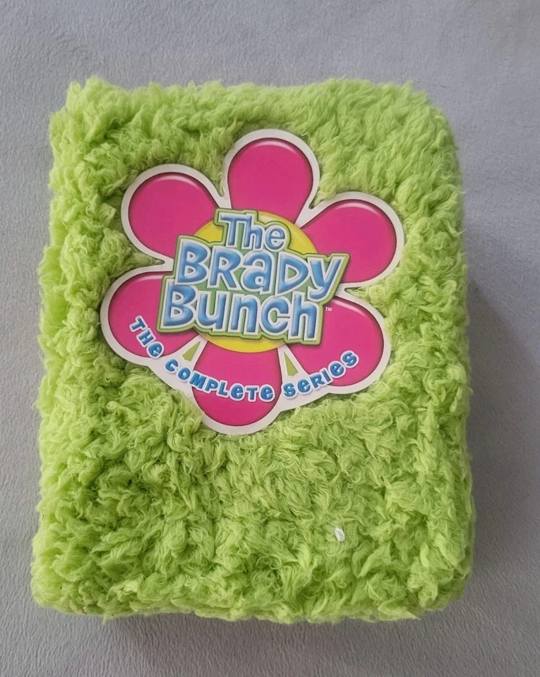 The Brady Bunch Complete TV Series Shag Carpet Cover 21 DVD Set Seasons 1 5 NEW Foto 3 de 4