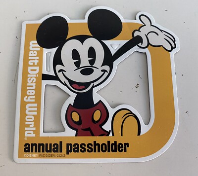 Walt Disney World Mickey Mouse on D 2024 Annual Passholder AP Magnet Check Pics