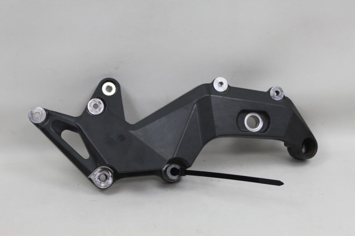 MV Agusta F4 1000S R 10-16 OEM Left Side Frame Support Bracket