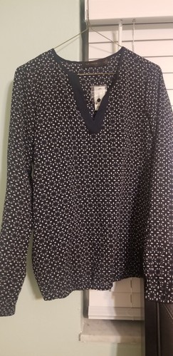 THE LIMITED WOMENS BLOUSE. SIZE SMALL. NAVY. BRAND NEW WITH TAGS. NO FLAWS. - Picture 5 of 5