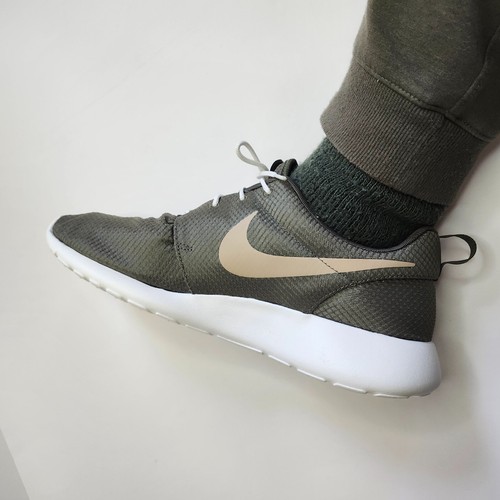 Nike Roshe One Cargo khakigrün Running Style Sneaker Herrenschuh Größe 11,5 - Bild 9 von 9
