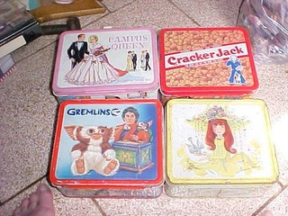 4 Vtg Lunchboxes LOT GREMLINS JUNIOR MISS CAMPUS QUEEN CRACKER JACK Thermos