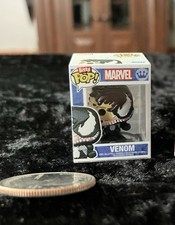 Funko Pop! Microfigura Bitty Pop Marvel - Venom (como Eddie Brock) (suelta)