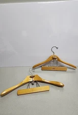 2 x SETWELL WOODEN HEAVY DUTY SUIT - OVERCOAT - JACKET HANGERS