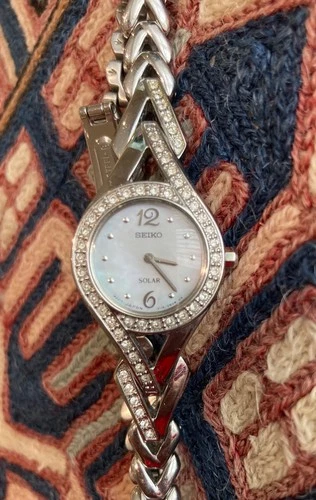 SEIKO Solar V115-08GB H Japan Mov’t Ladies Sparkle Crystal Vintage Watch VGC