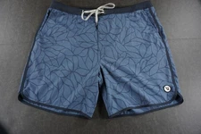 Vuori Cruise Board Shorts Mens 38 Swim Trunks 7" Leaf Print Drawstring V314