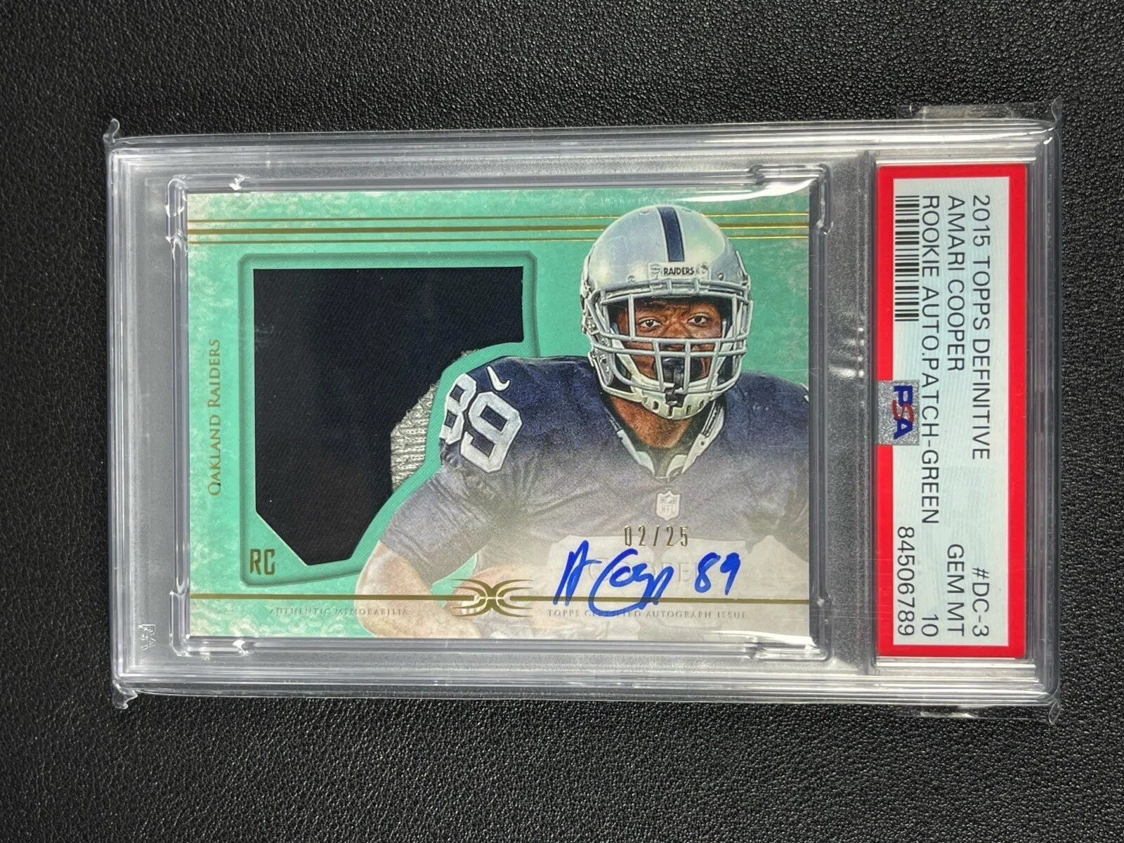 Amari Cooper Topps Definitive Rookie Autograph Patch #DC3 Green