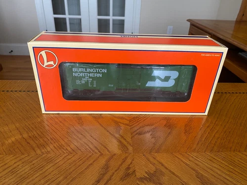 Lionel 6-29251 Burlington Northerm 6454 Boxcar (O-GAUGE)
