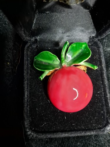 Vintage Signed Original by Robert Enamel FRUIT APPLE Pin Brooch