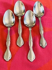 Oneida CANTATA Stainless Made in USA/ China  Glossy Silverware 4- Teaspoons 6"