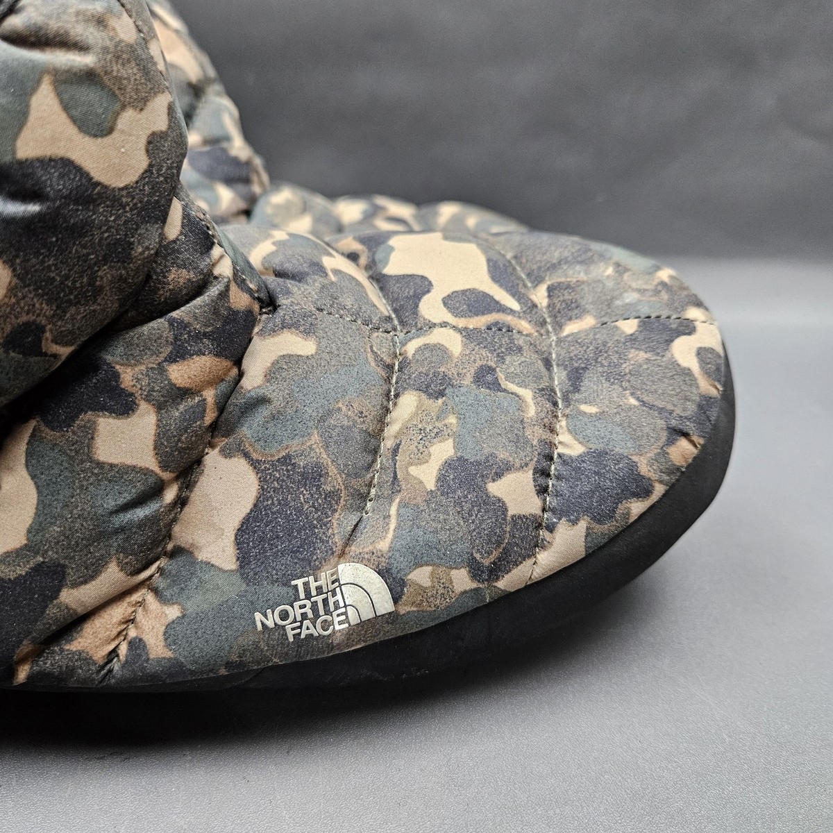 The North Face Shoes Mens Size 5 Green Camo ThermoBall Traction