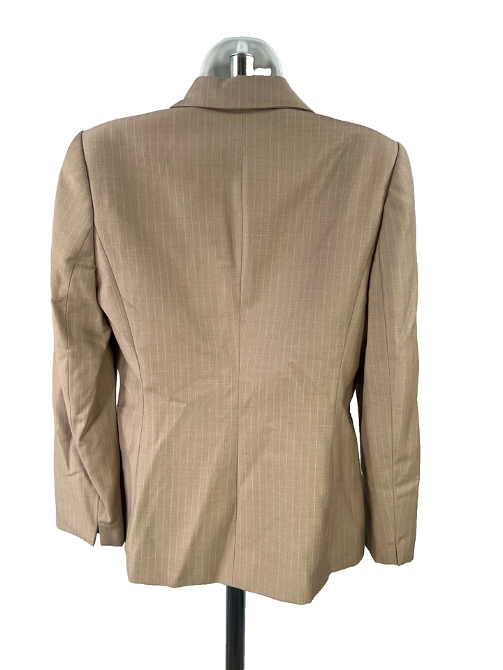 Conjunto de 2 piezas de traje de falda recta a rayas beige de Calvin Klein para mujer - 6 Foto 3 de 4