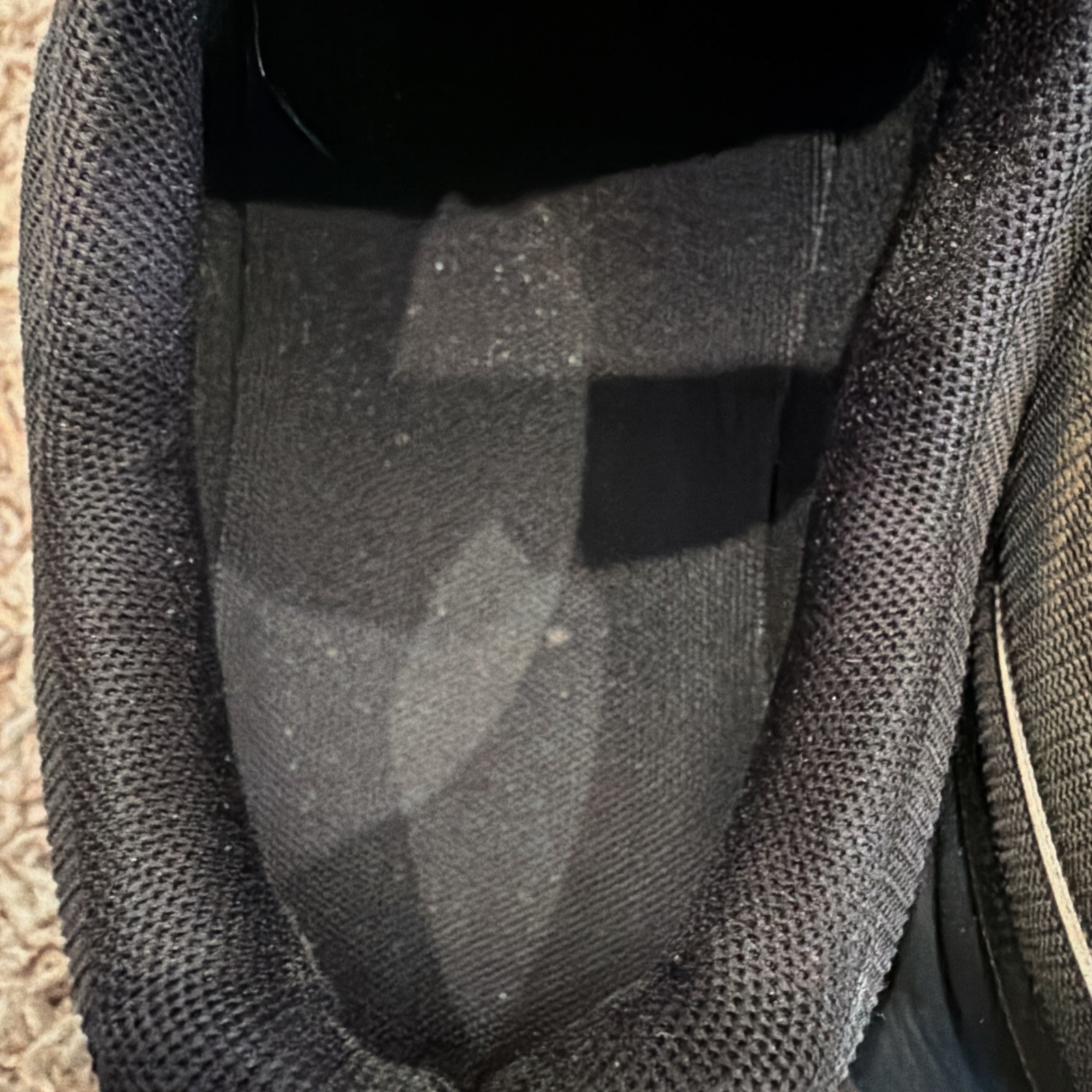 On Cloud Swiss Engineering Cloud 6 Waterproof Run… - image 10