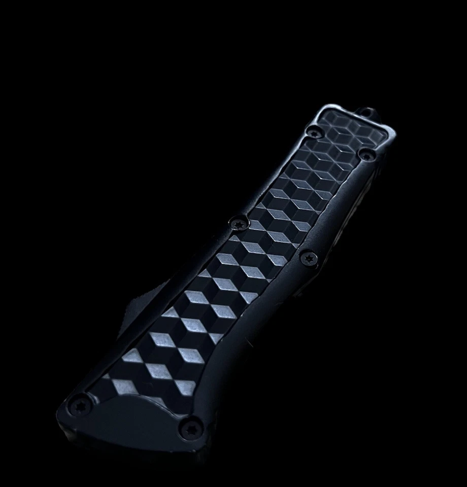 Tac Force OTF Black Beard Comb Diamond Like Handle Ltd Edition - TFCB002 - Image 4 of 4