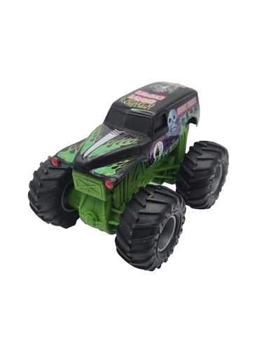 NINE (9) MONSTER JAM TRUCKS EXCLUSIVE COLLECTION DIECAST PACK