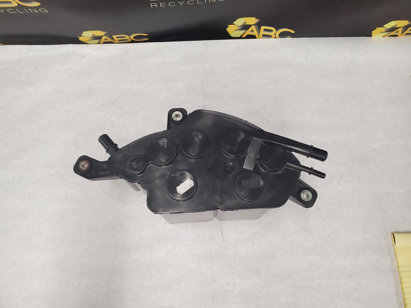 2007 Bentley Flying Spur Fuel Charcoal Evaporator Canister Assembly BENTLEY 07