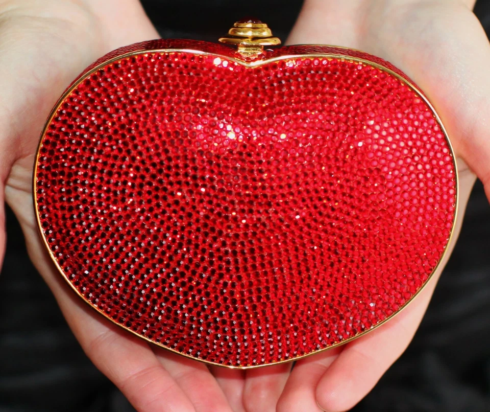 BOLSO CLUTCH JUDITH LEIBER SWAROVSKI CRISTAL ROJO RUBÍ CORAZÓN N SOUL MINAUDIERE