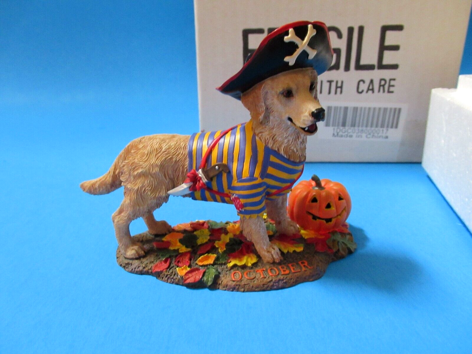 Danbury Mint Golden Retriever DOG month Perpetual Calendar figurine OCTOBER