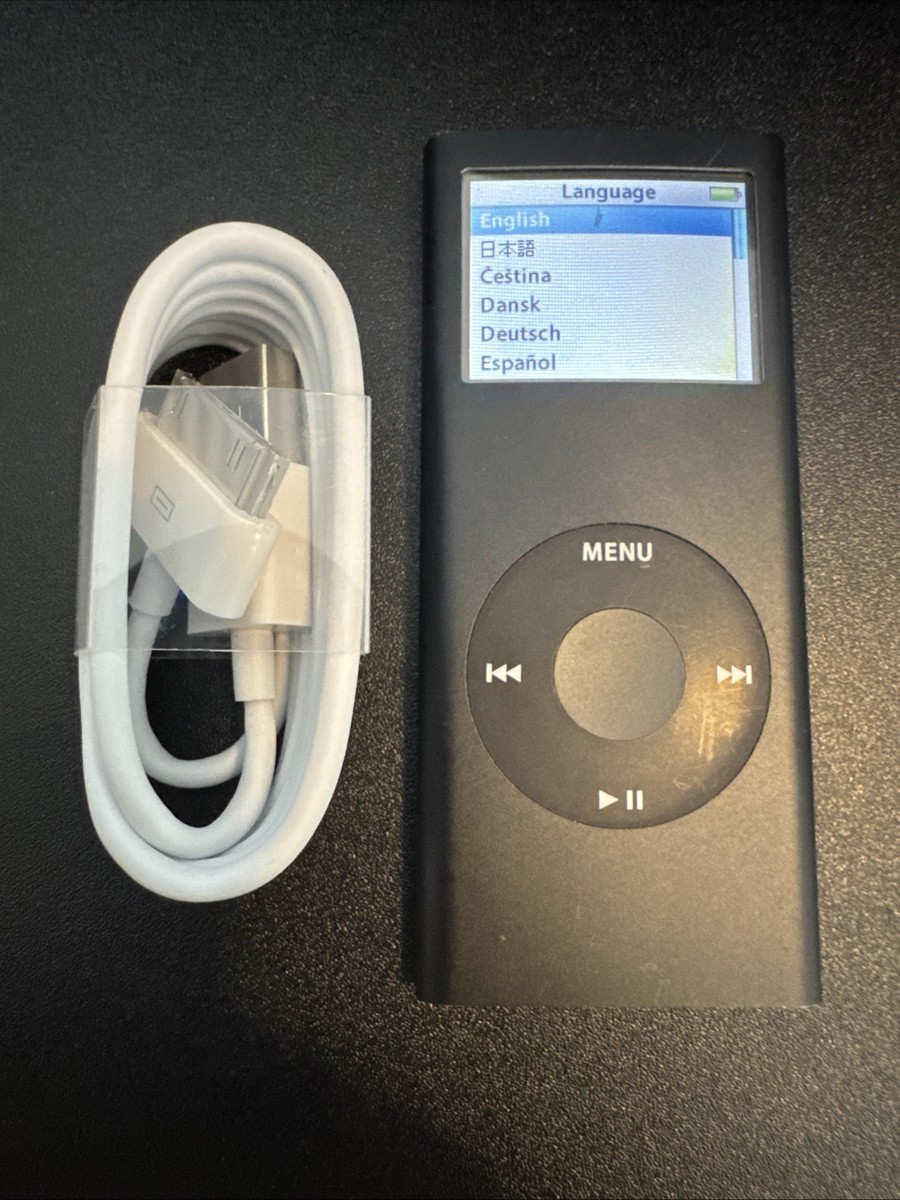Apple iPod nano 2nd Generation Black (8 GB) Bundle - See Pictures