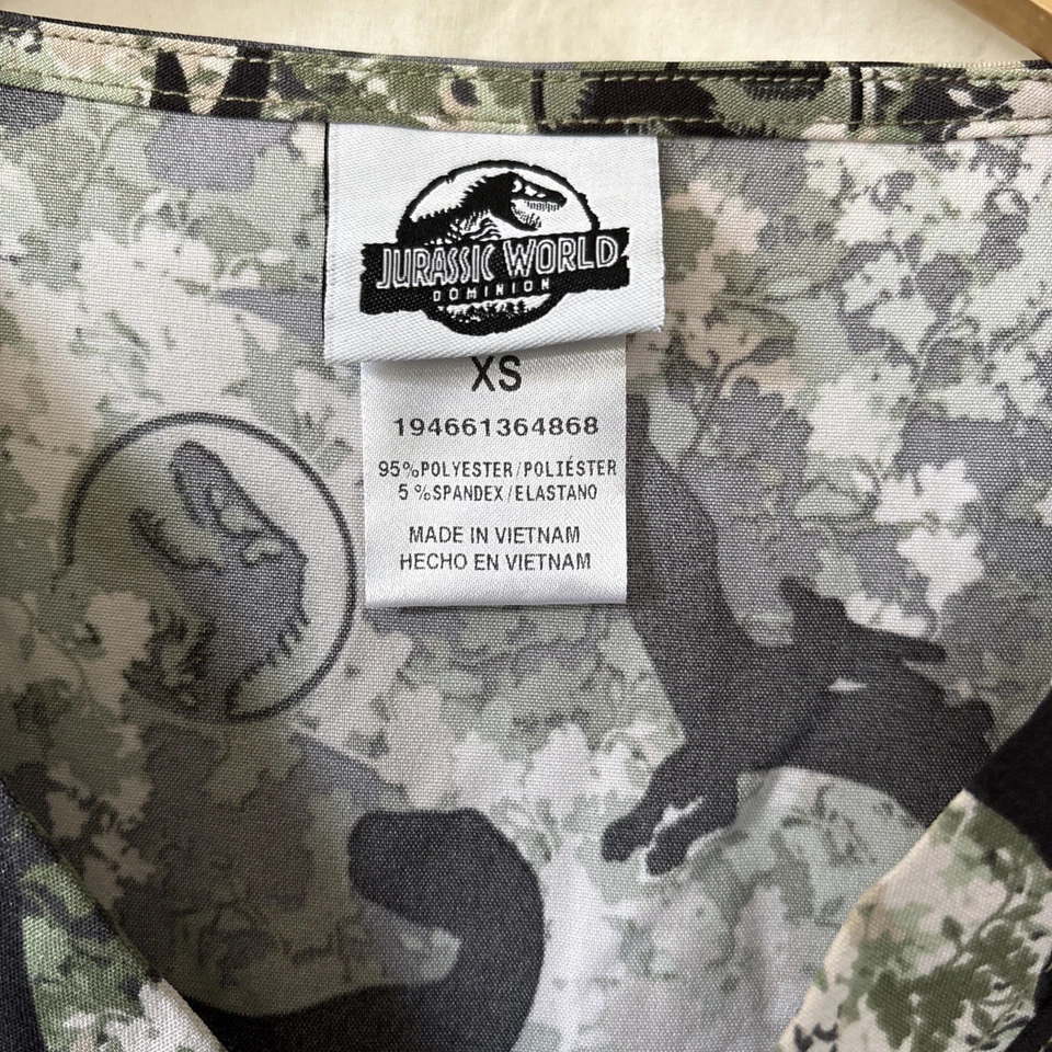 Jurassic World Scrub Top Unisex Sz.XS Dominion T-Rex Dinosaur Camo - Image 2 of 4