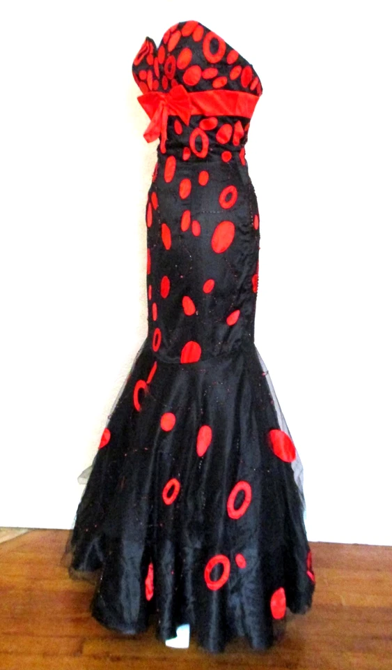 Vestido Night Moves Negro Rojo Sin Tirantes Sirena Baile de graduación Tul Satinado Cuentas XS/S Foto 4 de 4