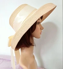 Retro Wide Brim Hat Women Paper Straw Sun Hat Elegant Summer Beach Hat with Bow