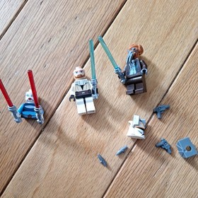LEGO Star Wars: Republic Attack Gunship 7676 (2008) parts lot description