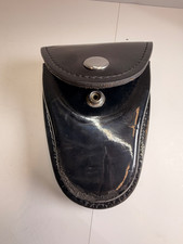 Gould Goodrich Model H70CL Leather Handcuff Case in a black high-gloss-1