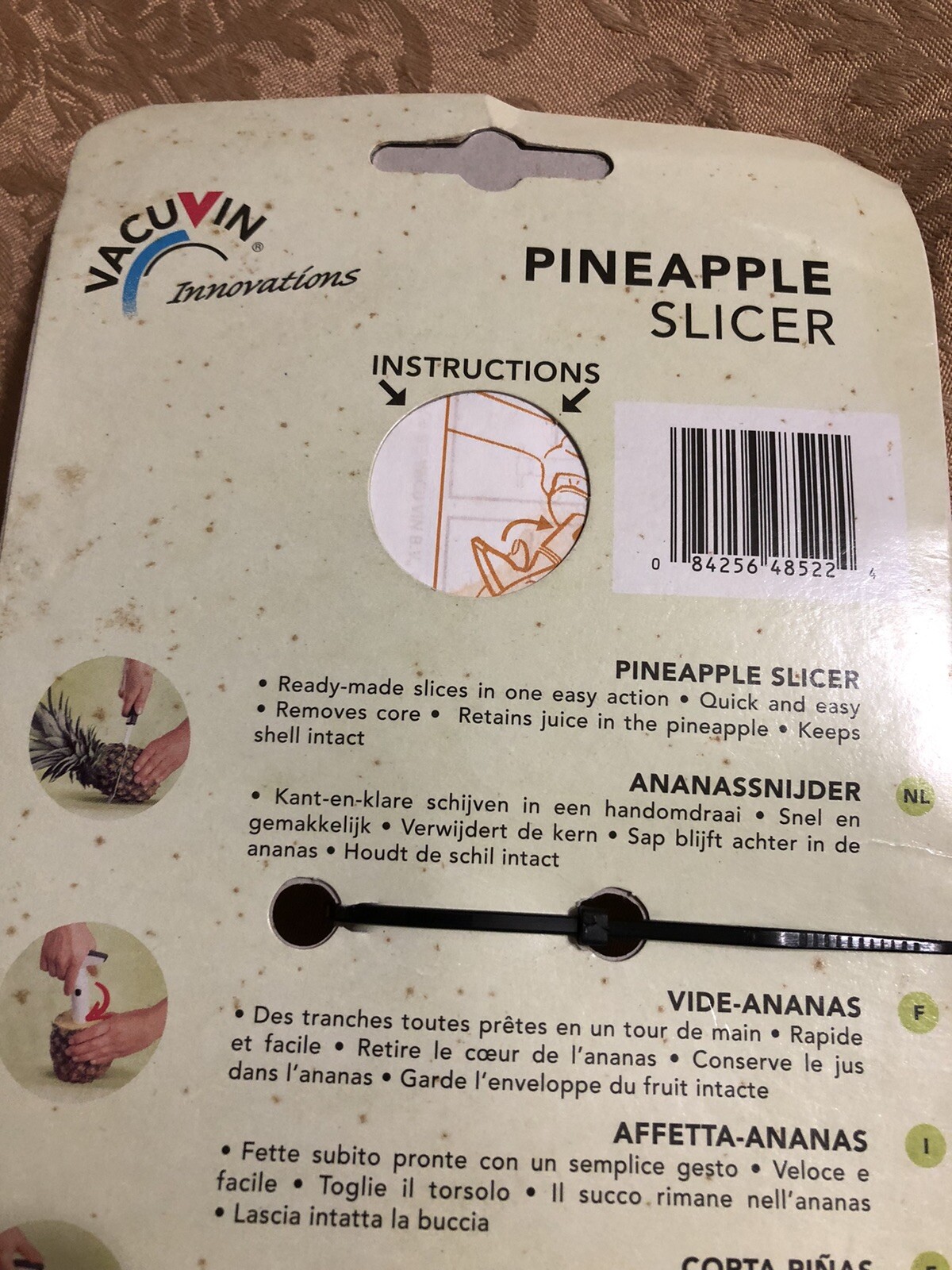 Vancuvin Innovations Pineapple Slicer Cores & Quick & Easy