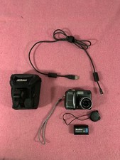 Nikon COOLPIX 885 Digital Camera w/lens cap,battery,memorycard,case,charge Cord