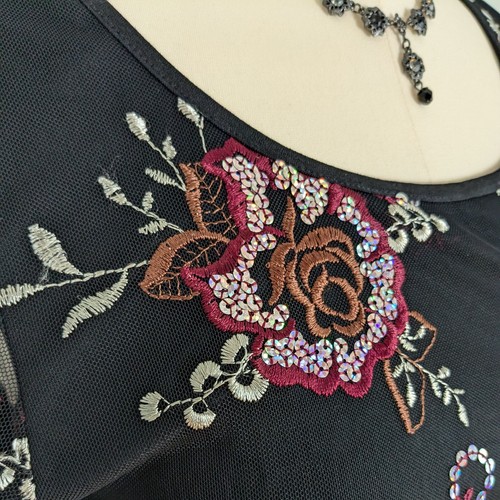 Mesh Top Floral Whimsigoth Goth Grunge Sheer Embroidered Black Red Sleeve M - Picture 6 of 8