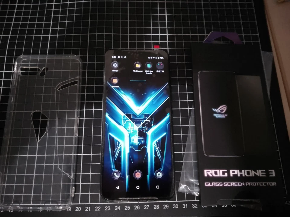 ASUS ROG Phone 3 strixE Android12 Unlocked 5G 12+128 GB - Excellent Gaming Phone - Image 4 of 4