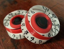 2 Guitar CTS Split shaft 24 spline Speed volume/tone knobs. White/Black/Red JAT