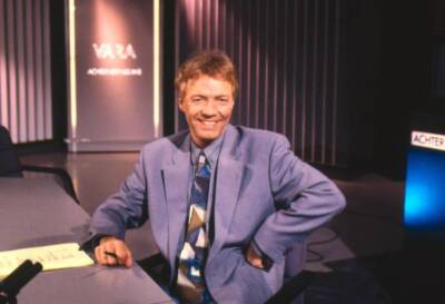 Paul Witteman presenter of Achter het nieuws 1990s Historic Old Photo