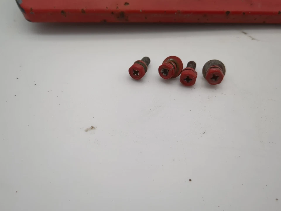 87-89 Chrysler Conquest 83-89 Mitsubishi Starion Tapa Faro Pasajero Foto 2 de 4