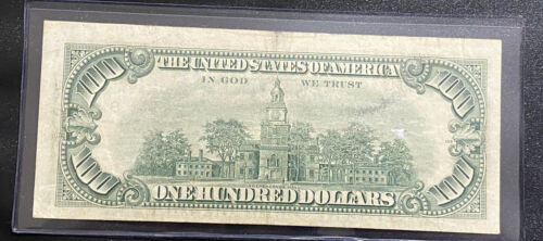 π₯π₯1977 H $100 bill error cut off-center St. Louis Missouri οΏΌπ₯π₯ - Picture 2 of 2