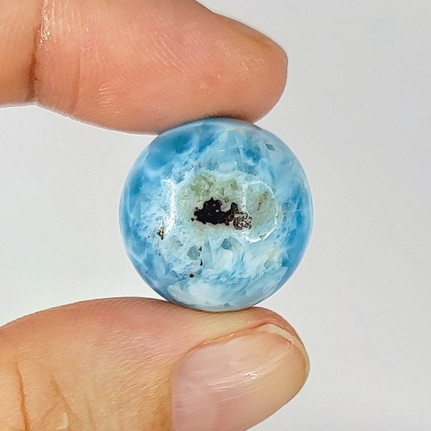 9G SMALL SUPER BLUE LARIMAR SPHERE GENUINE & NATURAL STONE QUARTZ