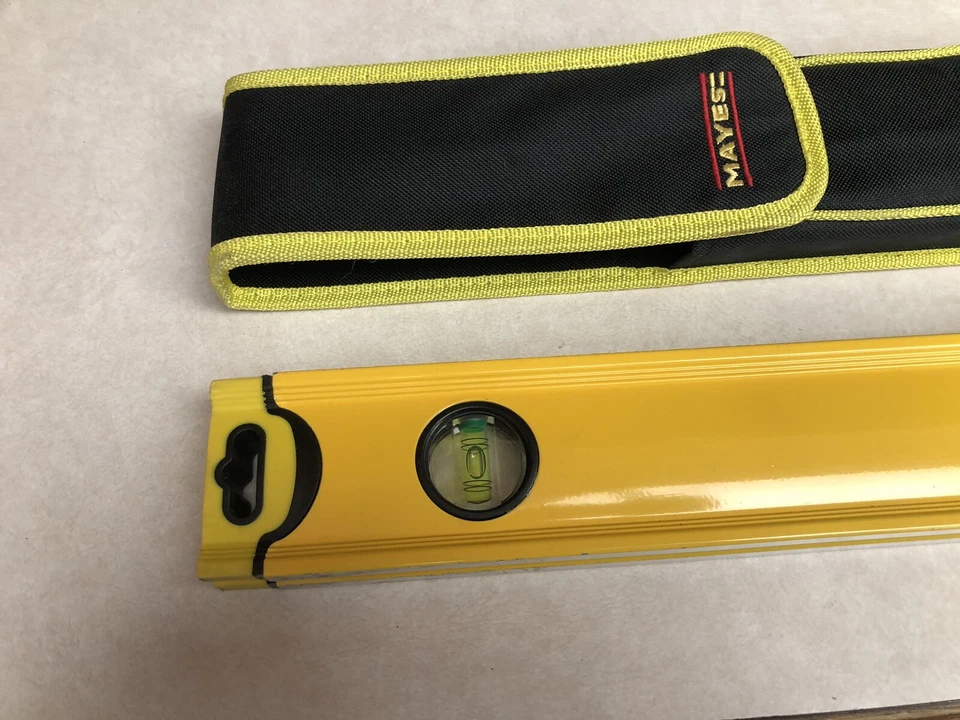 Mayes 48" Nivel Aluminio Con Estuche de Transporte 4 Pies Amarillo Foto 2 de 4