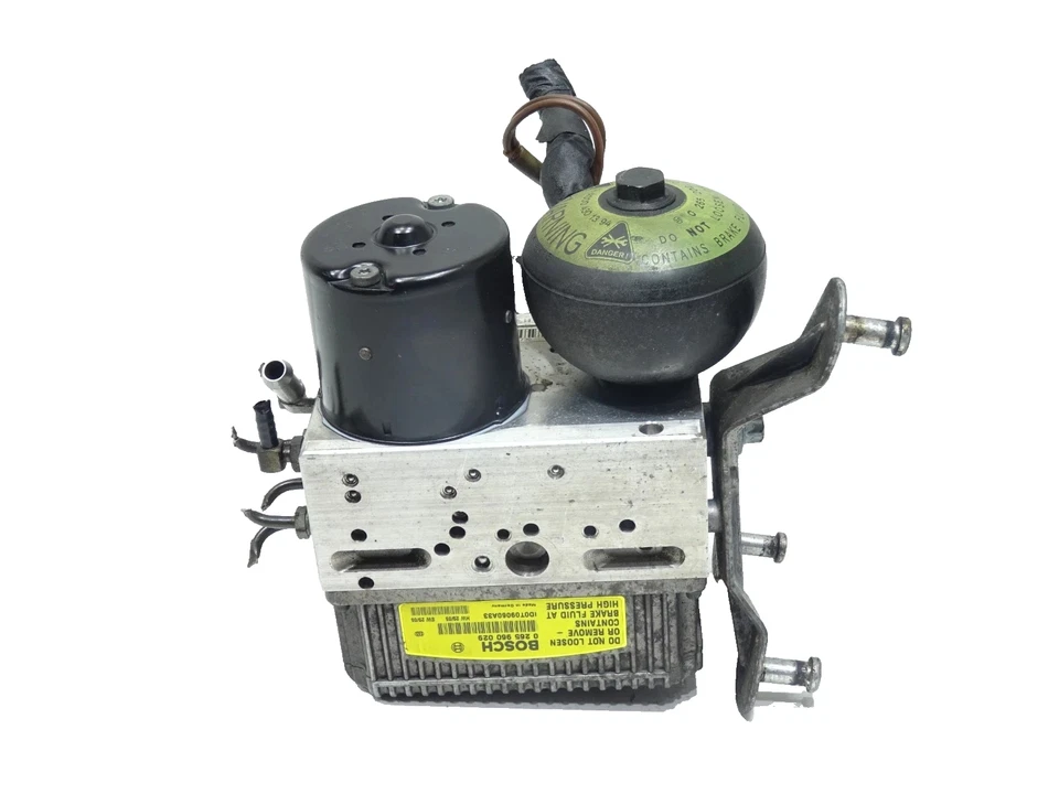 MERCEDES BENZ E CLASS SBC ABS PUMP CONTROL MODULE A0054318012 0265960029 - Image 2 of 4