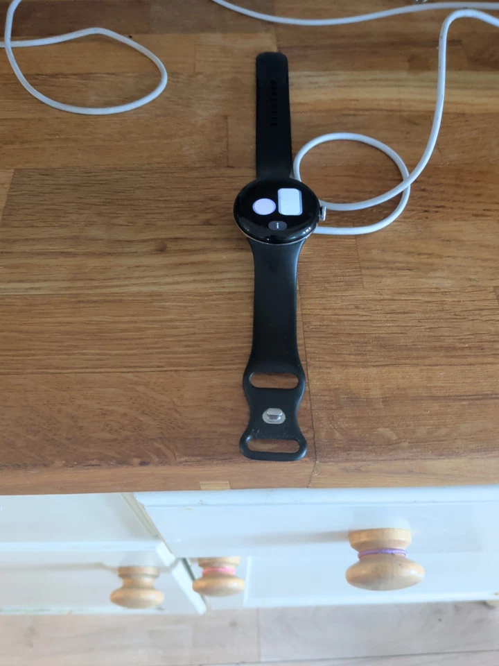 Google Pixel Watch 2, photo 2 of 2