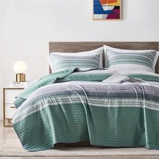 KAKIJUMN King/Cal King Quilt Bedding Set, White Grey and Green Patchwork Stri...