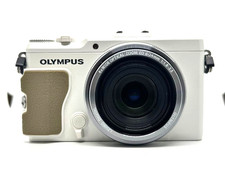 Olympus Stylus XZ-2 White Compact Digital Camera F1.8 Lens Japan