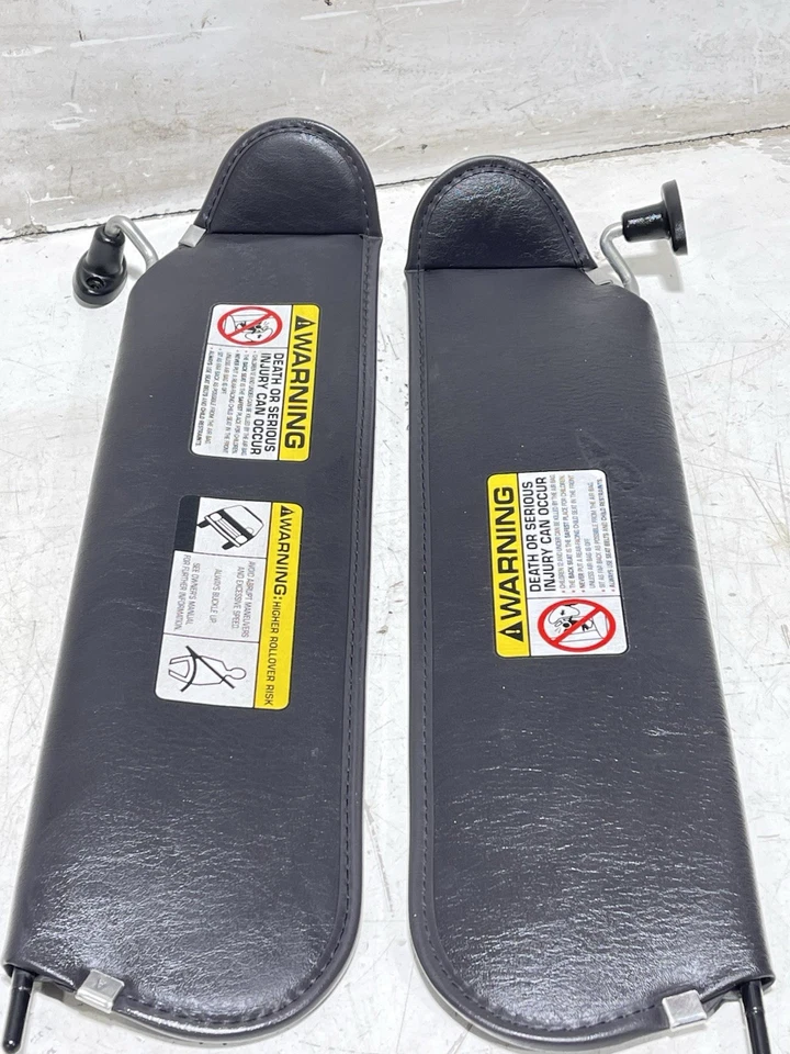 Parasoles de fábrica para conductor y pasajero parasol con clips 97-02 Jeep TJ Wrangler Foto 2 de 4