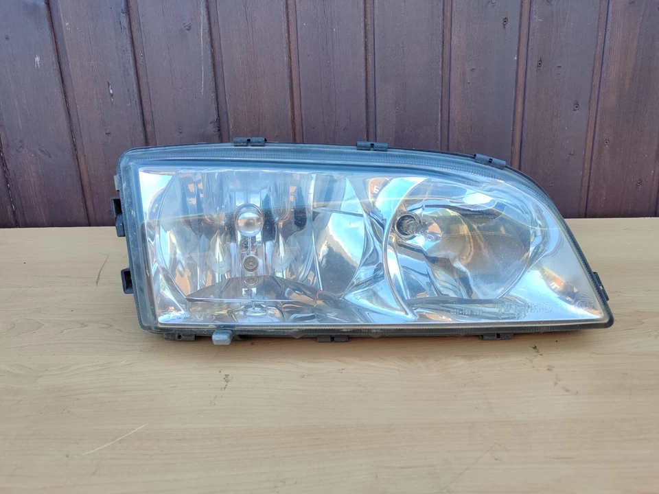 Scheinwerfer Klarglasscheinwerfer rechts Volvo C70 I V70 I S70 9467889 8628756 - Bild 2 von 4