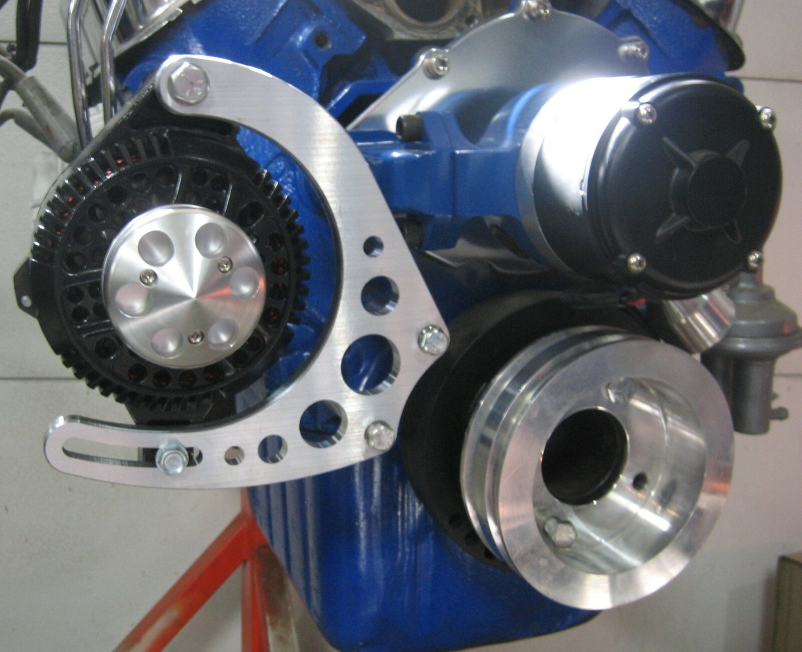 302 (5.0) FORD WINDSOR ALTERNATOR BRACKET FOR ELECTRIC WATER PUMP, LOW