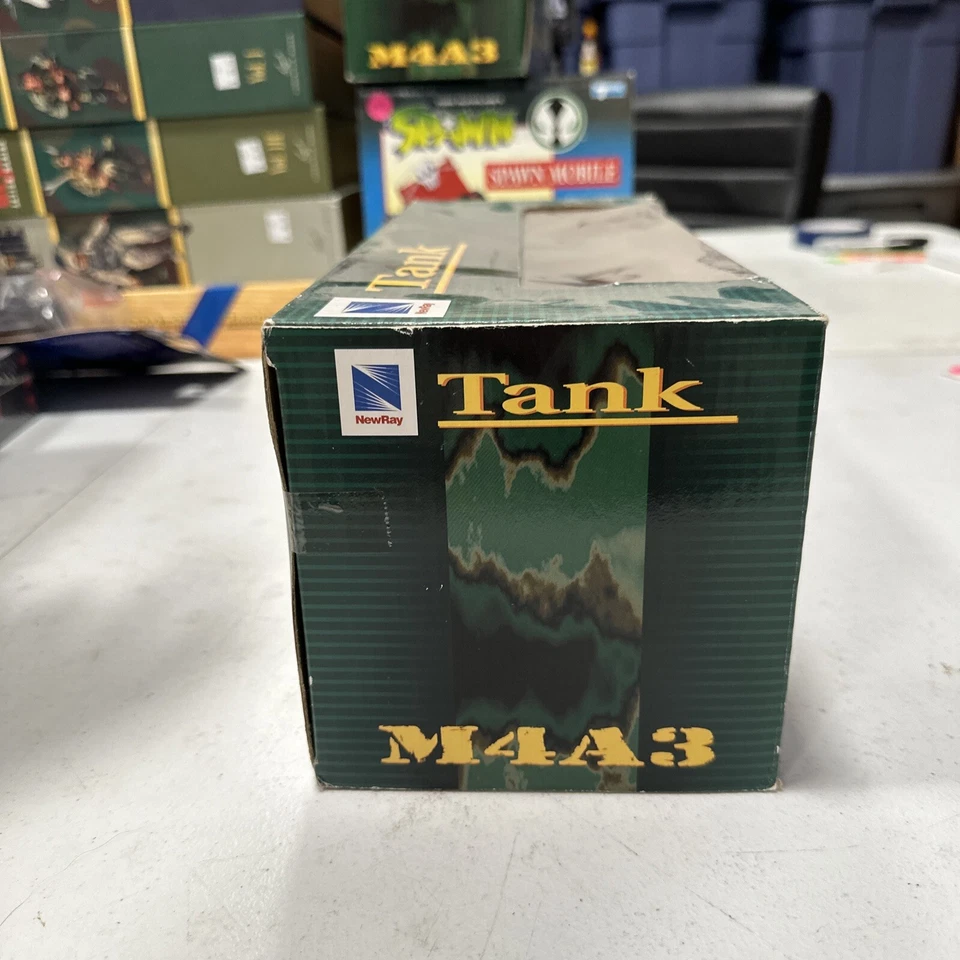 New ray tank m4a3 battery operation (h75) - Image 2 of 4