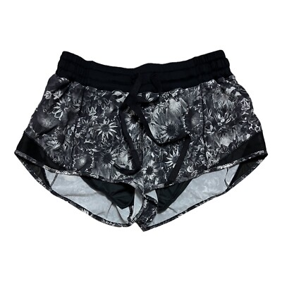 Lululemon Hotty Hot Shorts 2  Flowabunga Black Angel Wing Women s Size 6