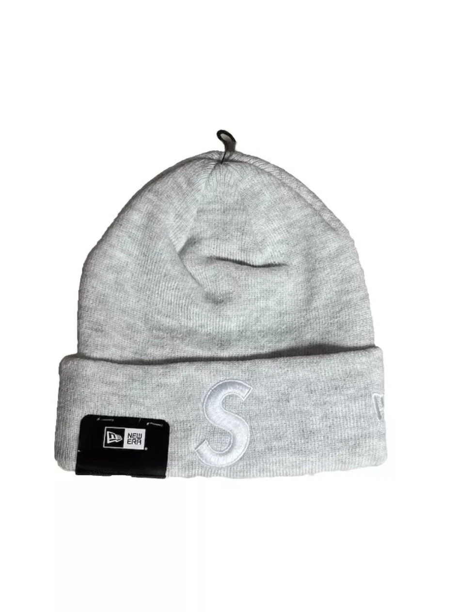 Bonnet Supreme FW24 New Era S logo (gris cendré)
